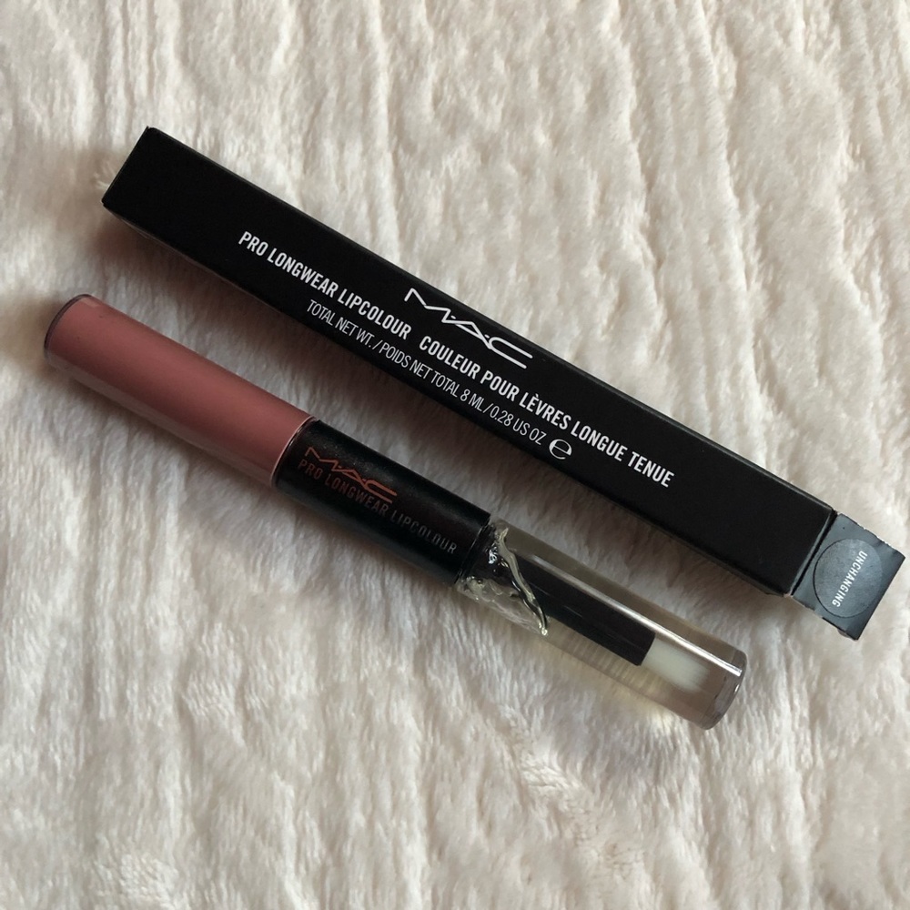 RARE! 100% authentic MAC Pro Longwear Lipcolour
